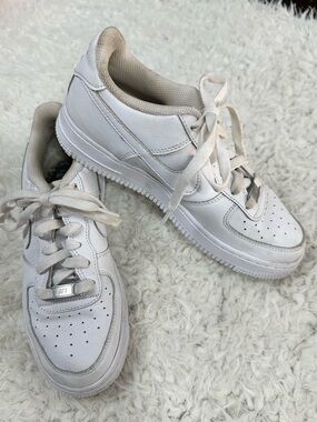 Nike AF1 Classic White Sneakers